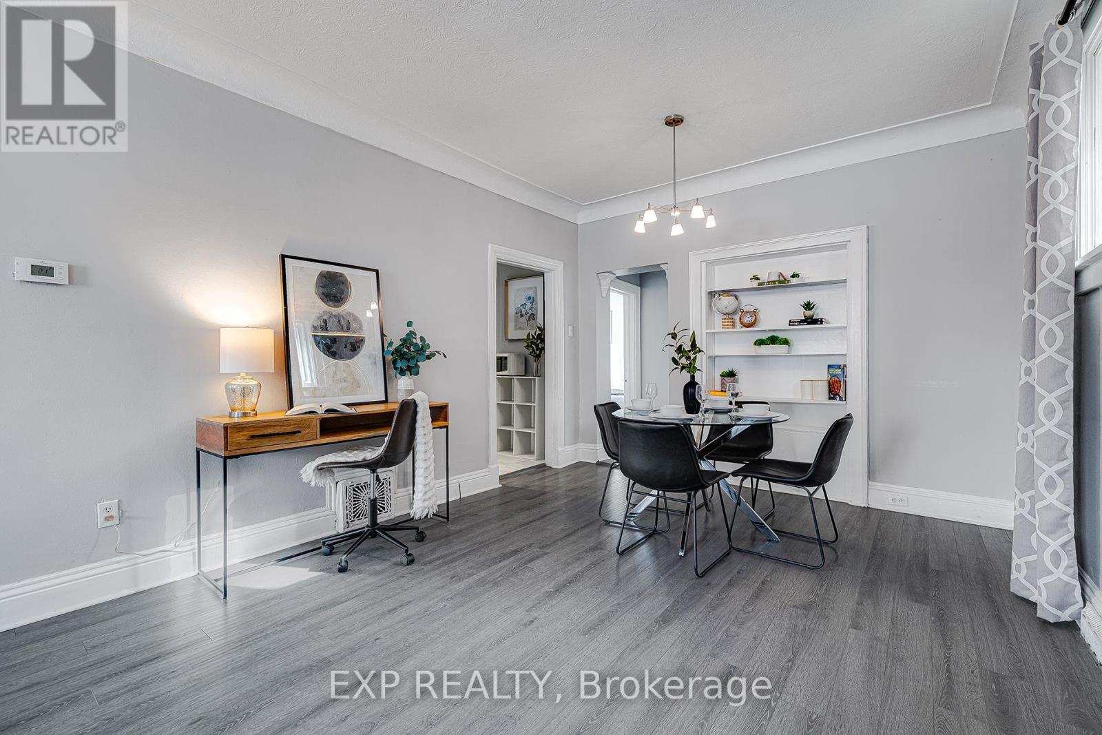 4 Madison Avenue, Hamilton, ON - Indoor Photo Showing Dining Room