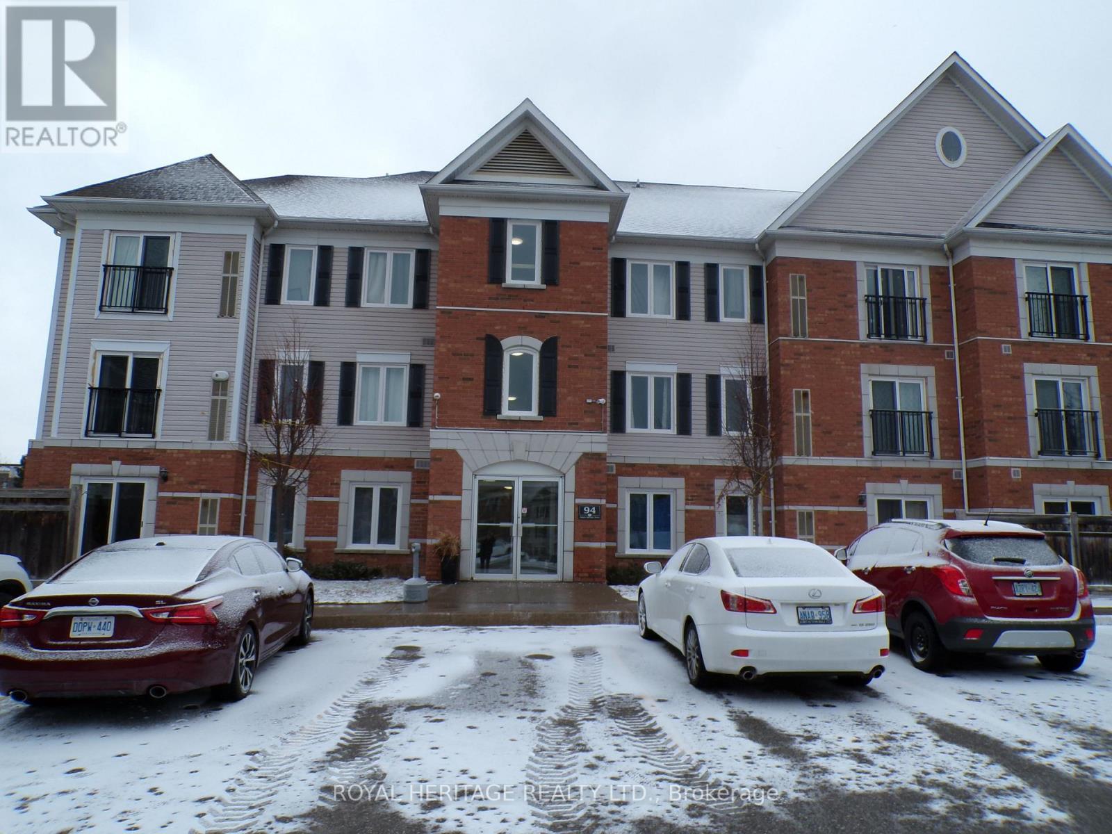 106 - 94 Aspen Springs Drive, Clarington (Bowmanville), ON - Outdoor With Facade