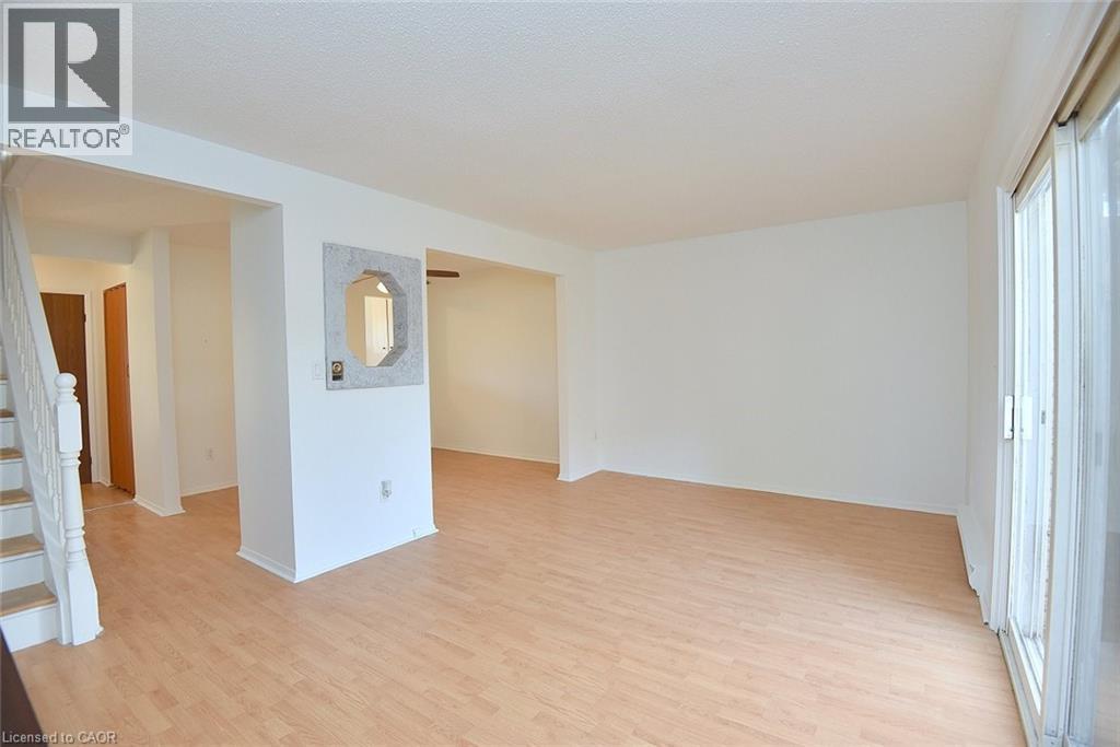 1564 Garth Street Unit# 30A, Hamilton, ON - Indoor Photo Showing Other Room