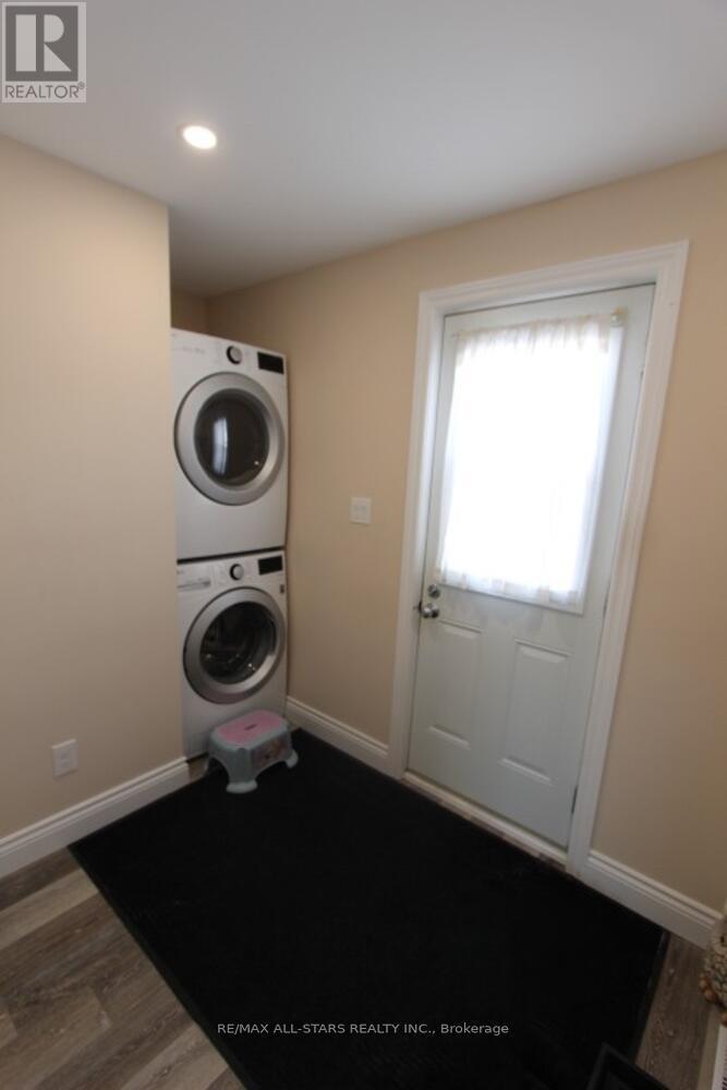 47 Need Street, Kawartha Lakes (Bobcaygeon), ON - Indoor Photo Showing Laundry Room