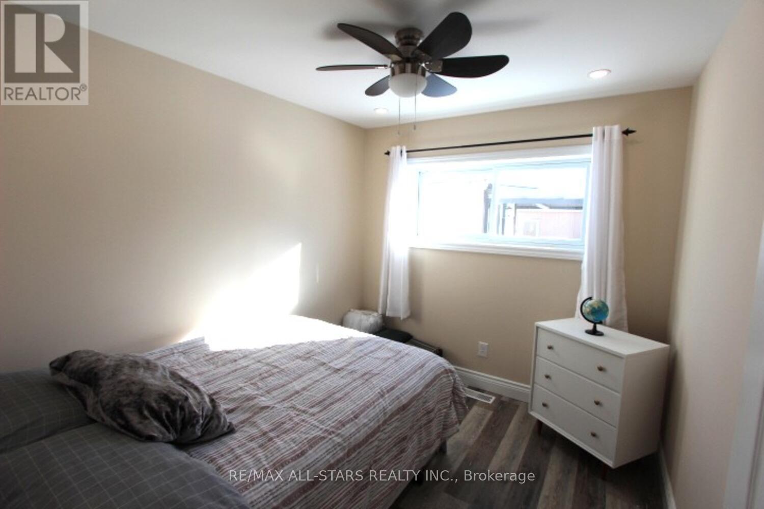 47 Need Street, Kawartha Lakes (Bobcaygeon), ON - Indoor Photo Showing Bedroom