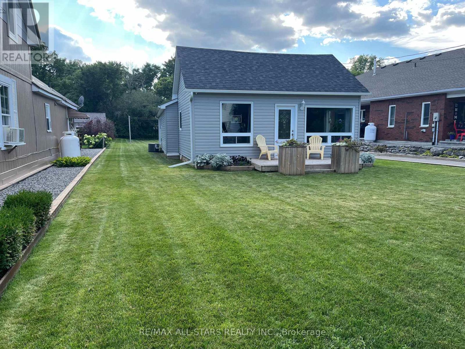 47 Need Street, Kawartha Lakes (Bobcaygeon), ON - Outdoor With Deck Patio Veranda