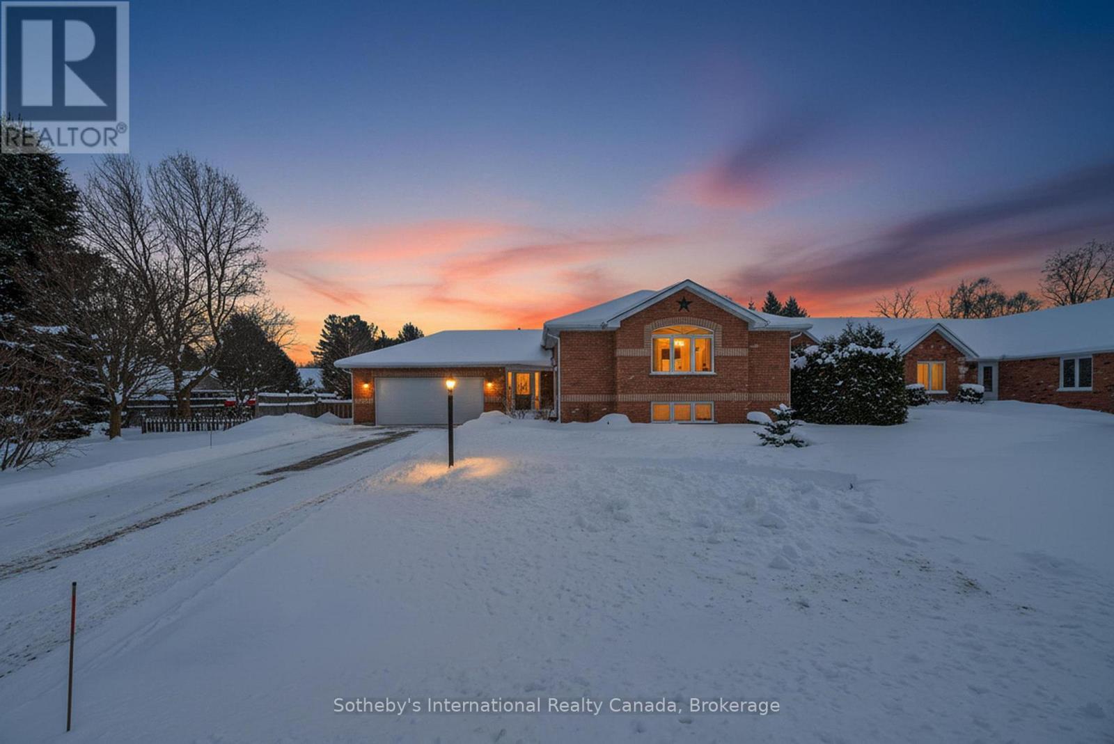 35 Elgin Street S, Blue Mountains, ON - Outdoor