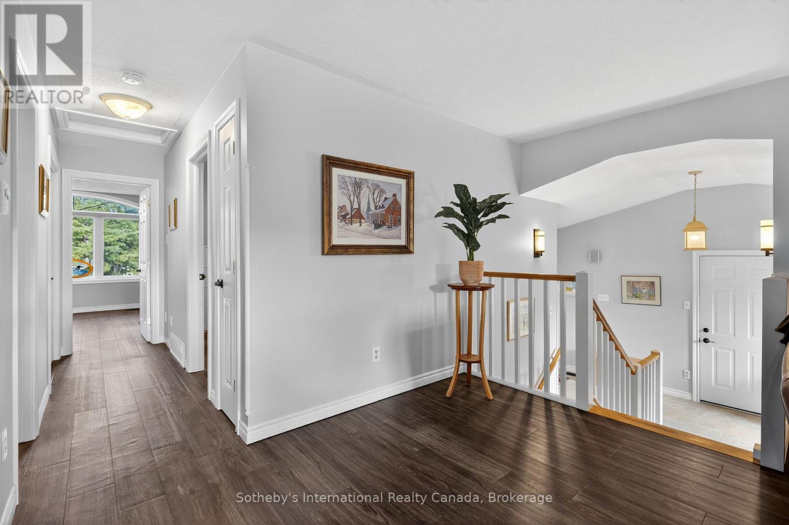 35 Elgin Street S, Blue Mountains, ON - Indoor Photo Showing Other Room