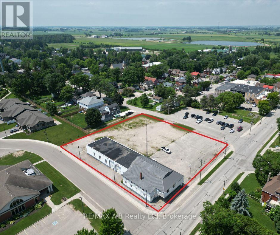 15 Mill Street E, Perth East (Milverton), ON