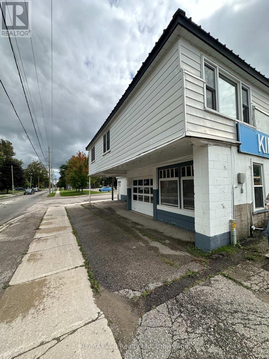 15 Mill Street E, Perth East (Milverton), ON