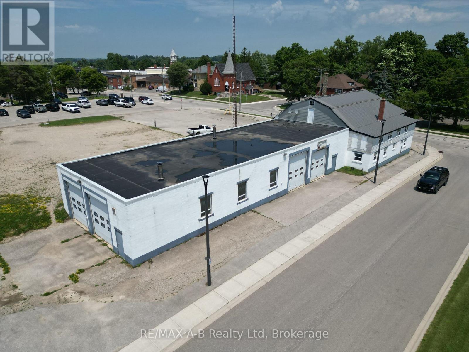 15 Mill Street E, Perth East (Milverton), ON