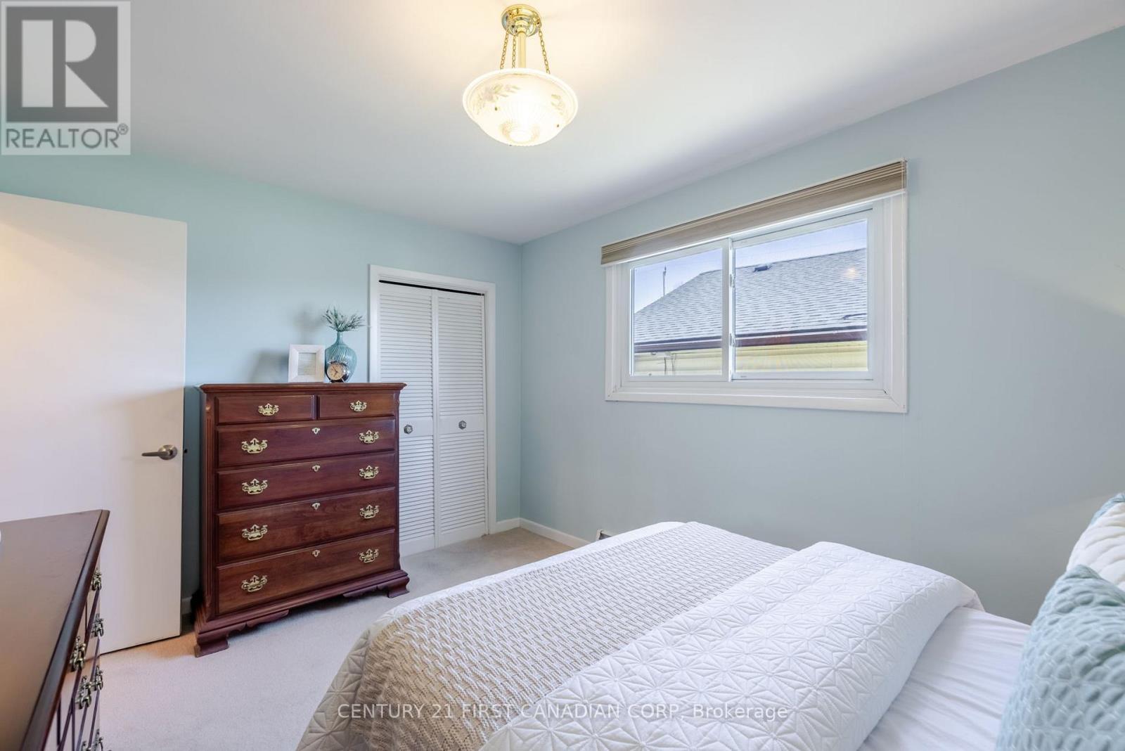 758 Cheapside Street, London East (East C), ON - Indoor Photo Showing Bedroom
