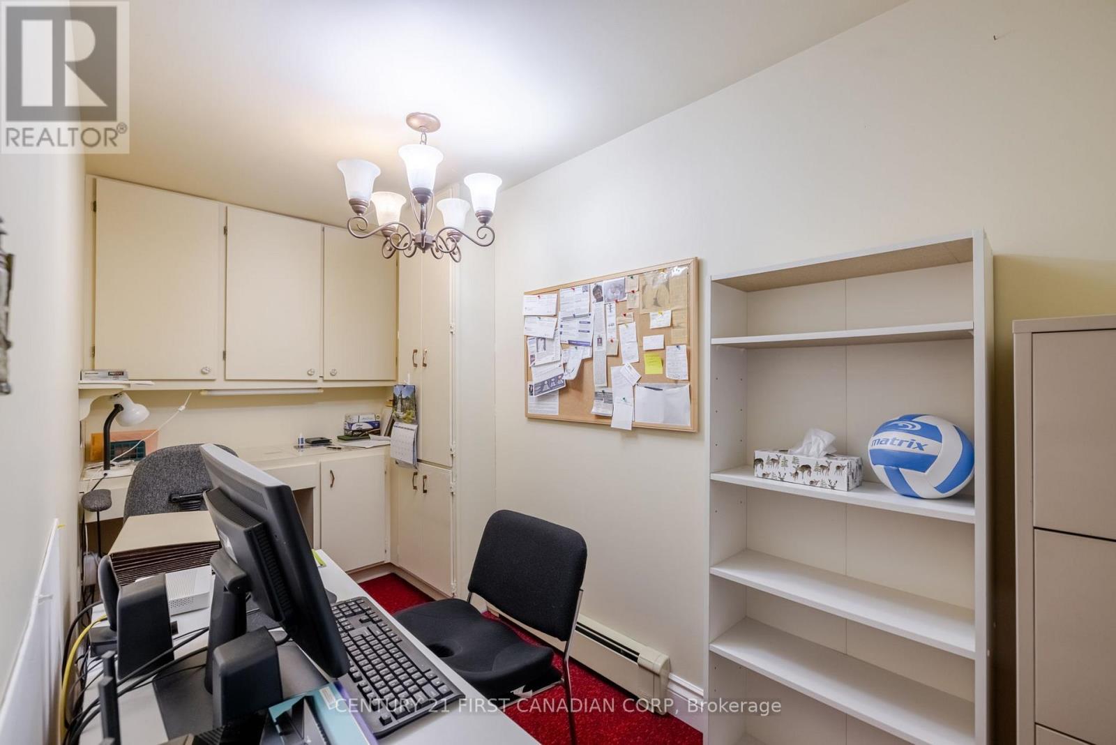 758 Cheapside Street, London East (East C), ON - Indoor Photo Showing Office