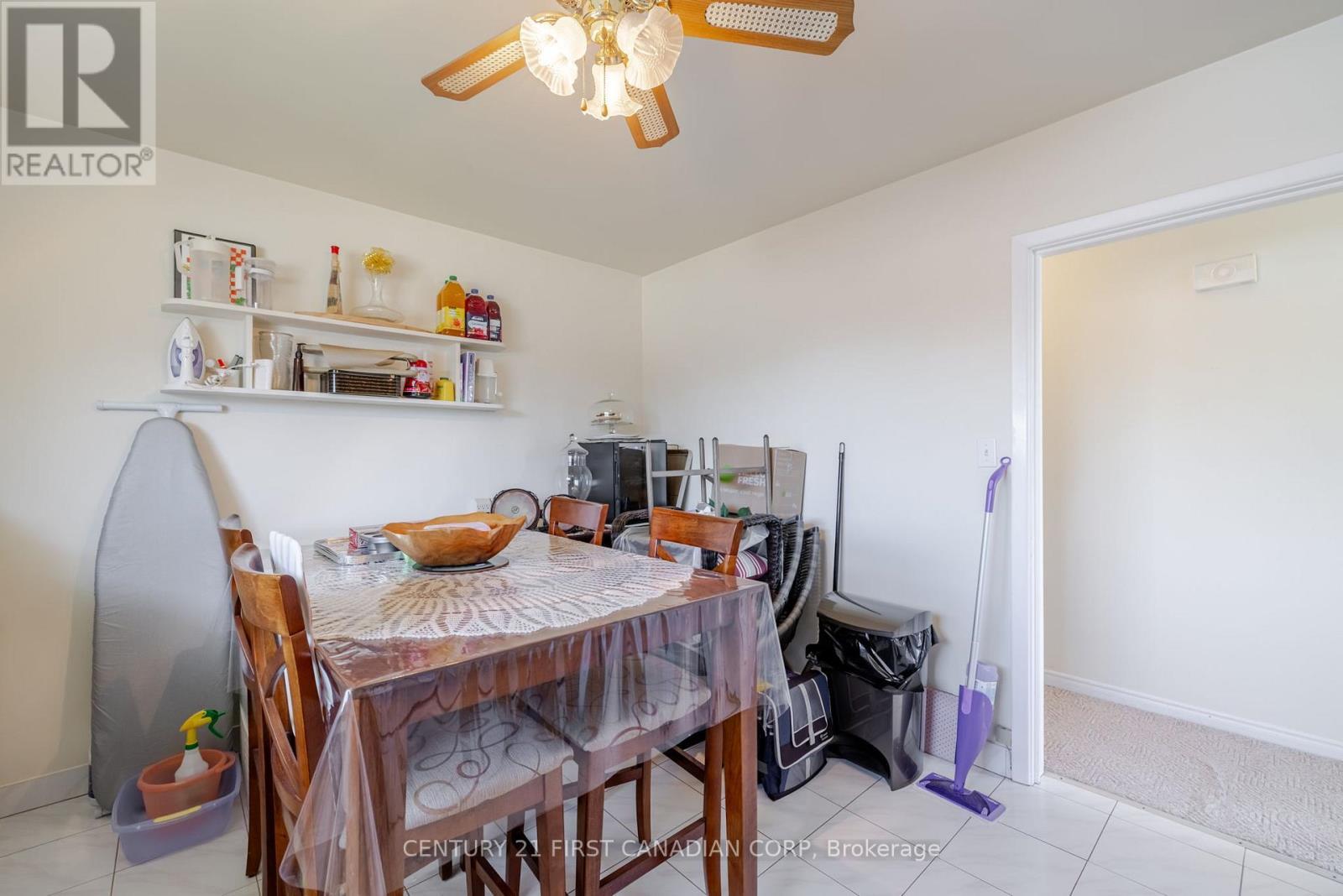 758 Cheapside Street, London East (East C), ON - Indoor Photo Showing Dining Room