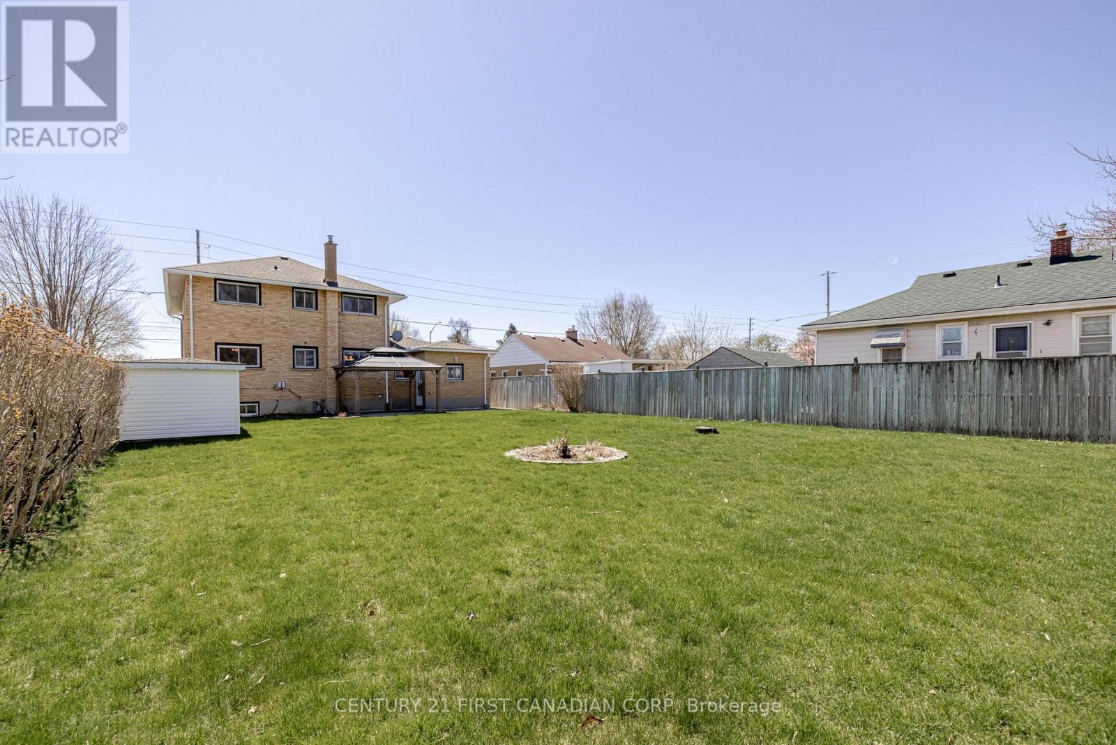 758 Cheapside Street, London East (East C), ON - Outdoor