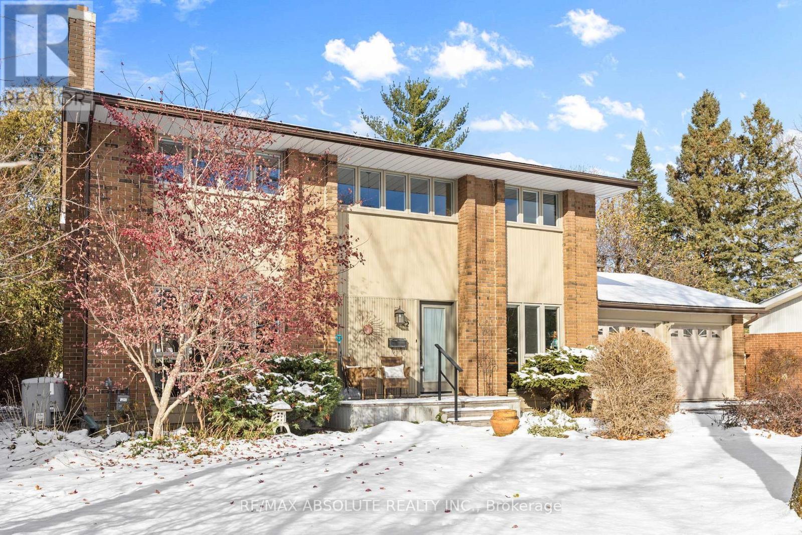 22 Banting Crescent, Ottawa, ON - Outdoor