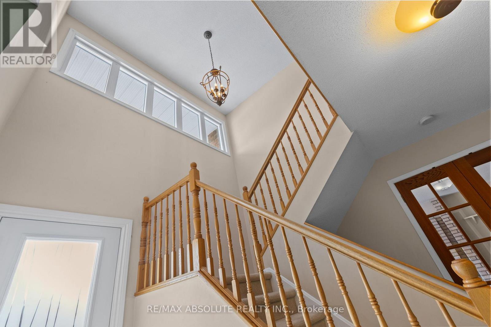 22 Banting Crescent, Ottawa, ON - Indoor Photo Showing Other Room