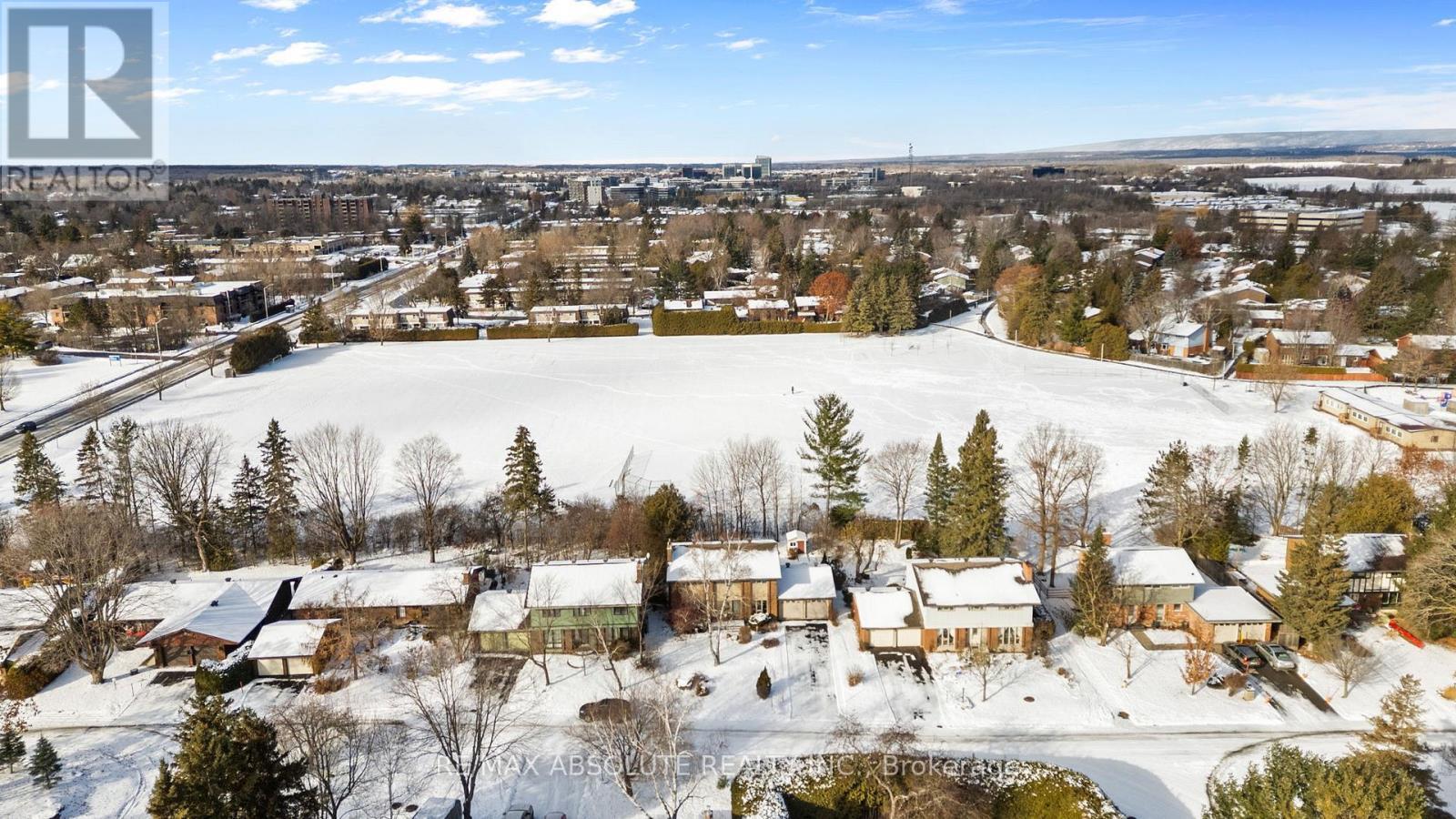 22 Banting Crescent, Ottawa, ON - Outdoor With View