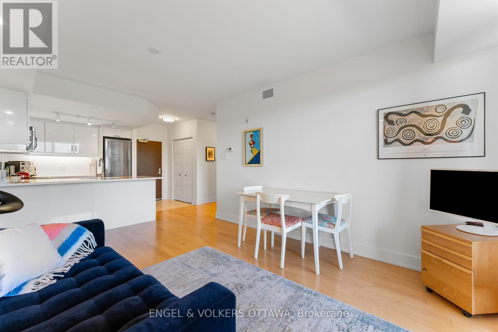 302 - 316 Bruyere Street, Ottawa, ON - Indoor