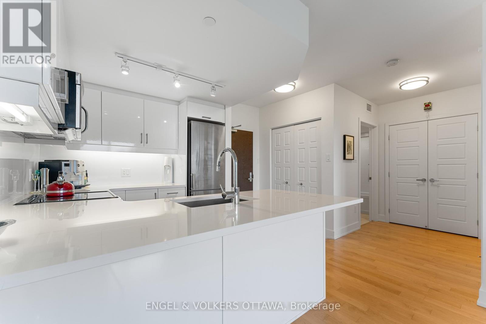 302 - 316 Bruyere Street, Ottawa, ON - Indoor Photo Showing Kitchen With Upgraded Kitchen