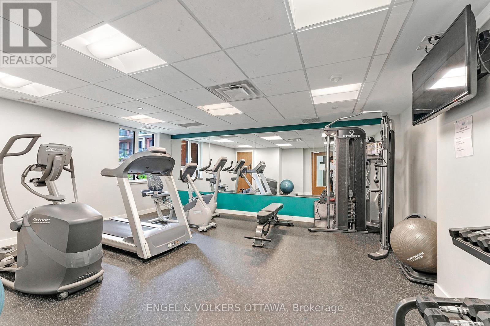 302 - 316 Bruyere Street, Ottawa, ON - Indoor Photo Showing Gym Room