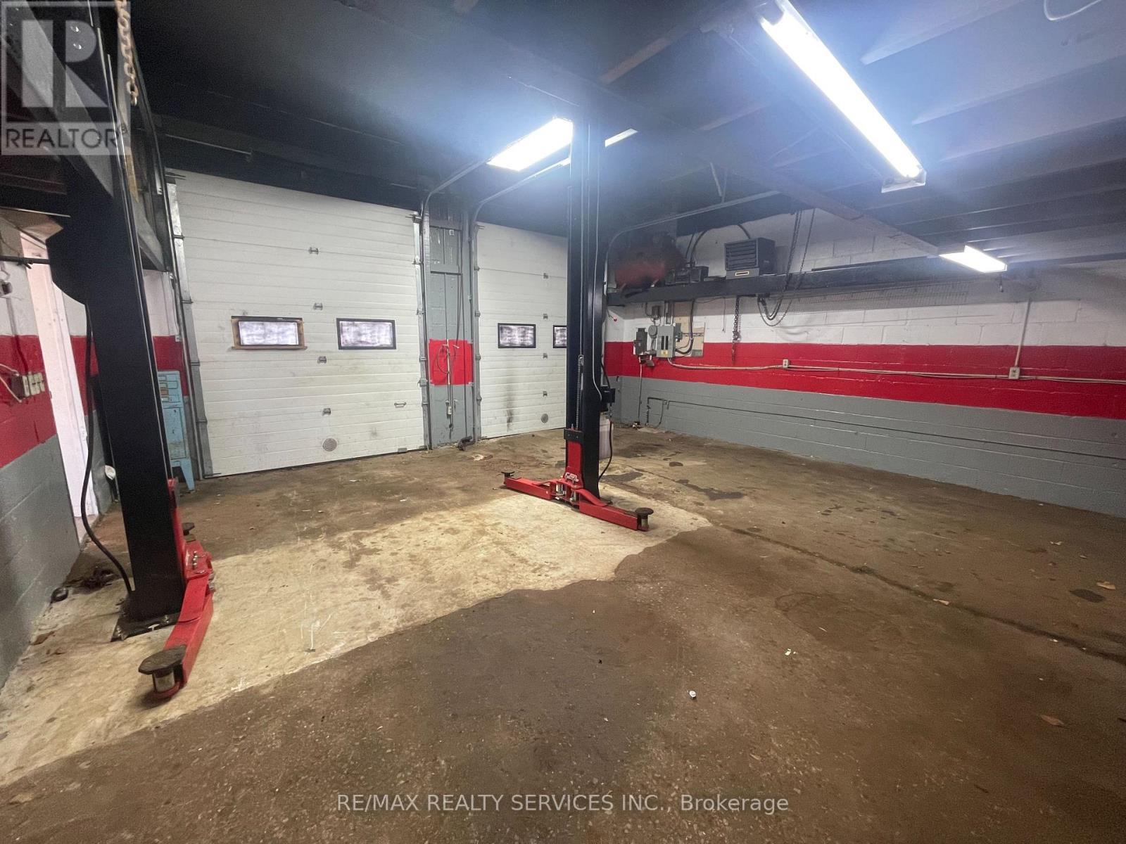 46 Kitchener Avenue, Brantford, ON