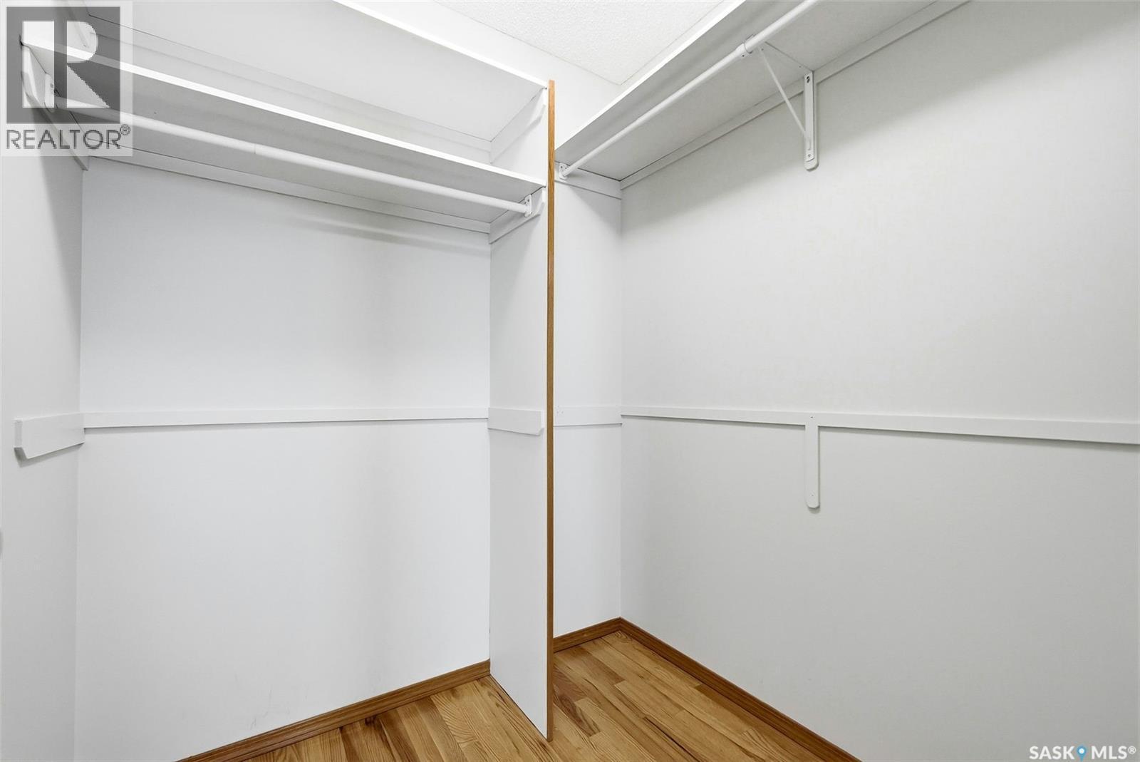 3216 Thames Crescent E, Regina, SK - Indoor With Storage