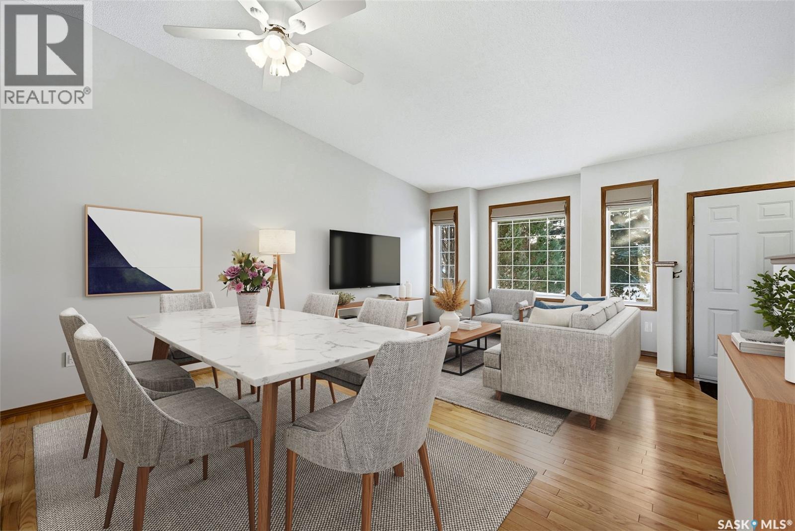 3216 Thames Crescent E, Regina, SK - Indoor