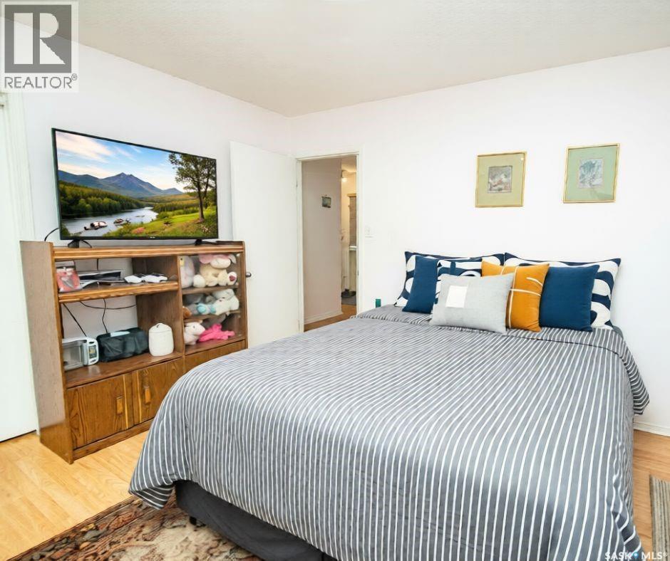 C2 532 River Street E, Prince Albert, SK - Indoor Photo Showing Bedroom