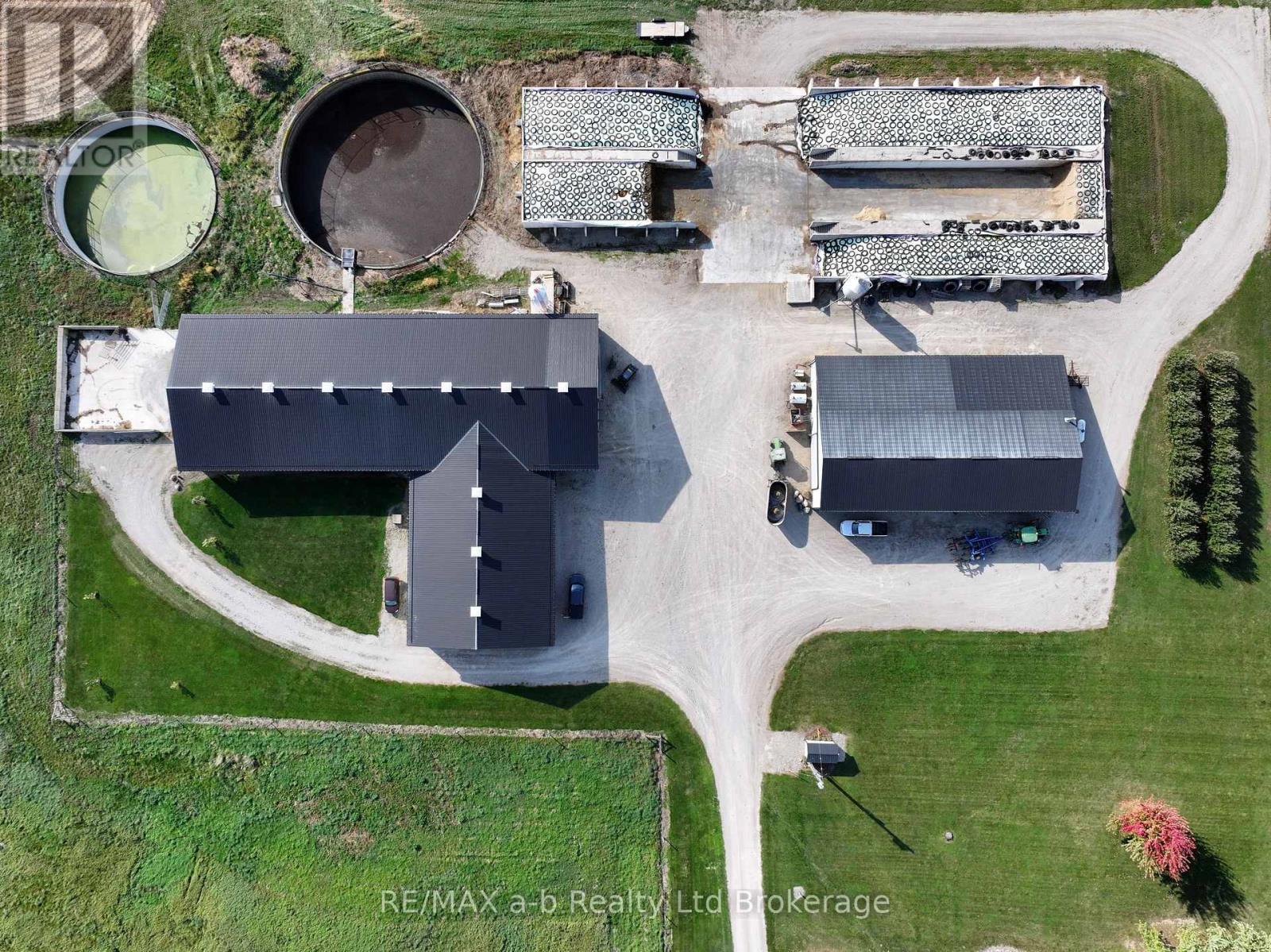 1011 Bornish Drive, North Middlesex, ON