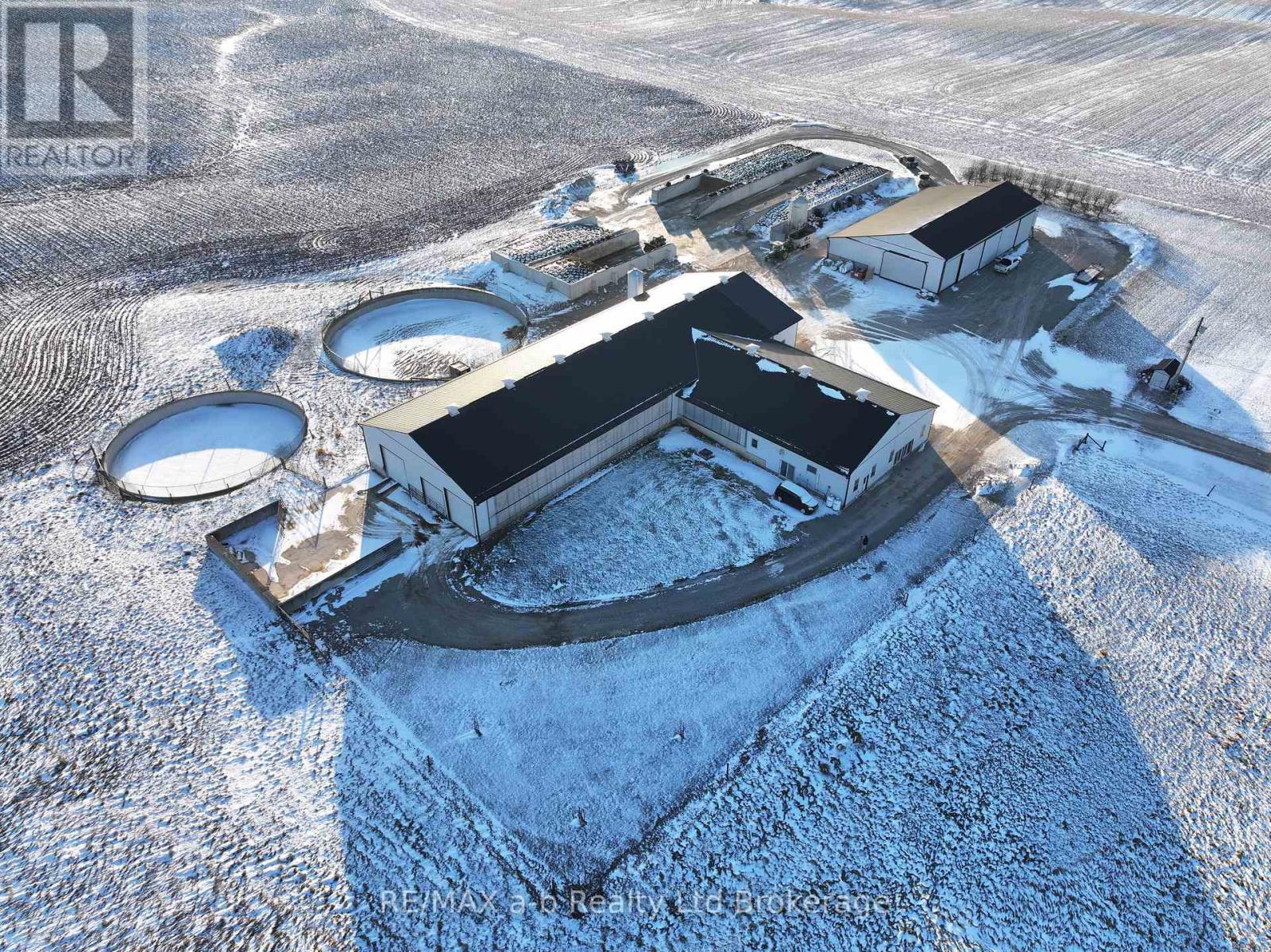 1011 Bornish Drive, North Middlesex, ON