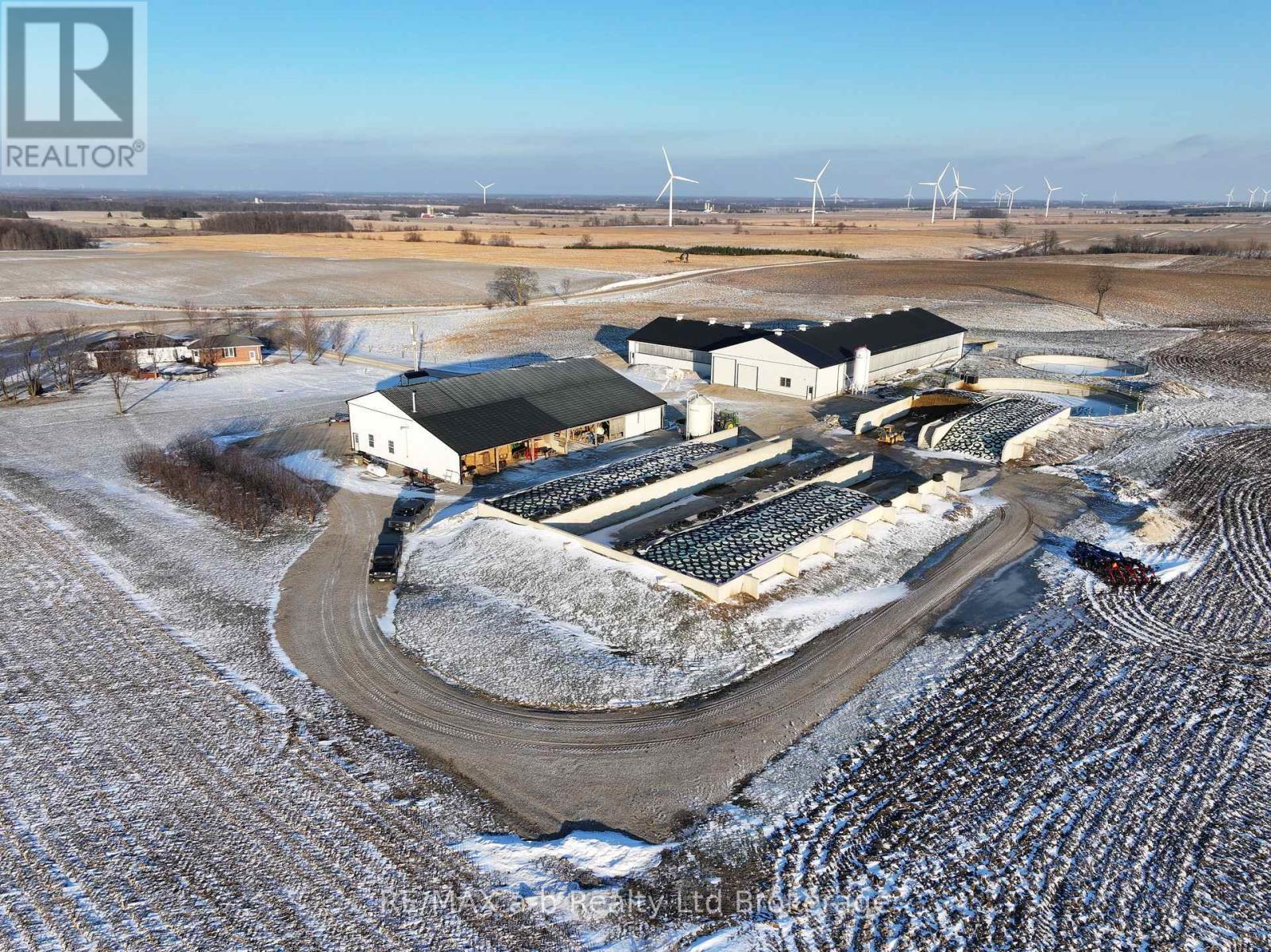 1011 Bornish Drive, North Middlesex, ON