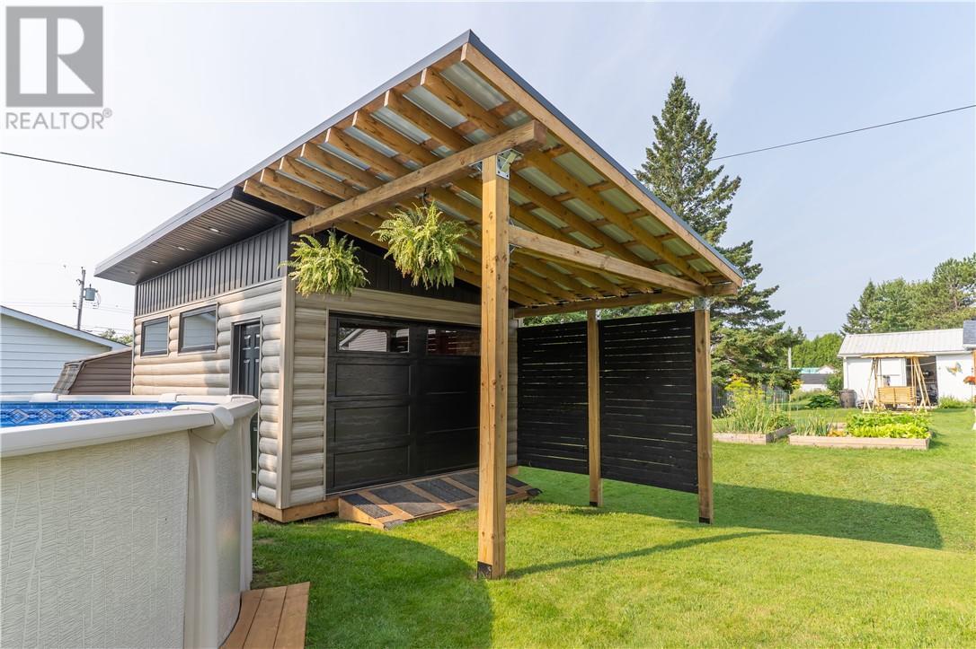 433 Raymond Crescent, Azilda, ON - Outdoor