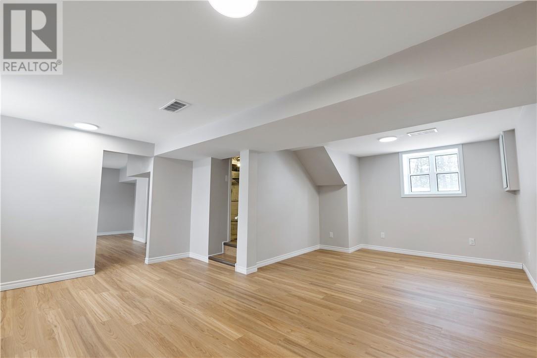 285 Omer, Chelmsford, ON - Indoor