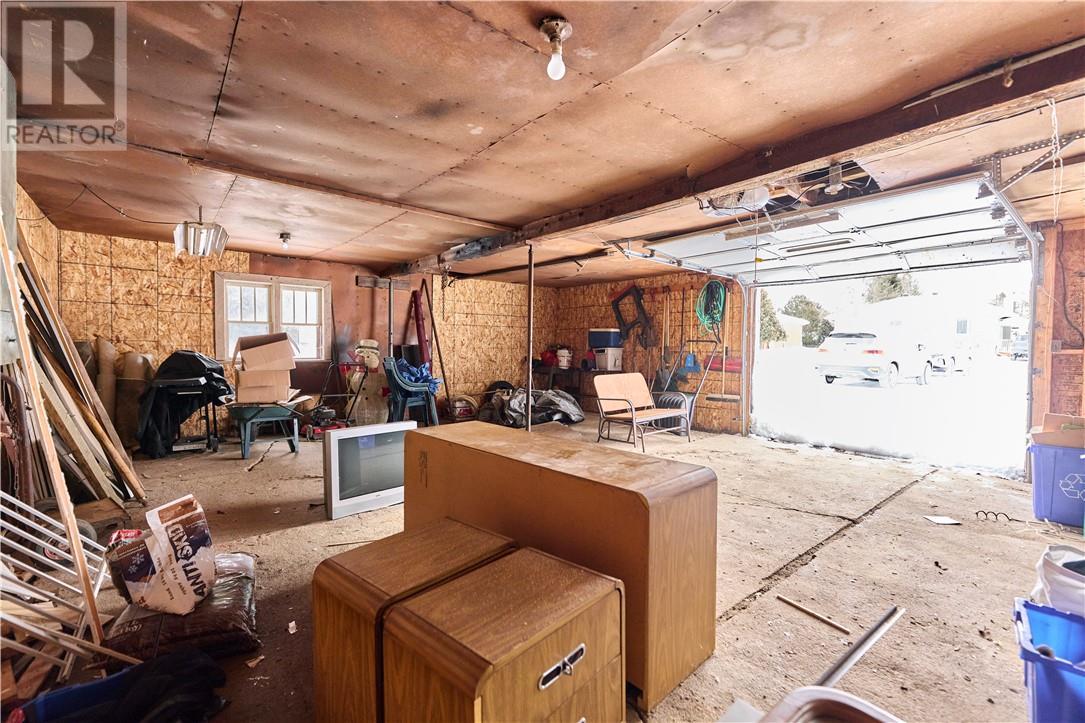 285 Omer, Chelmsford, ON - Indoor