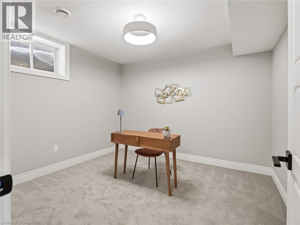 34 Marie Street Street, Fonthill, ON - Indoor