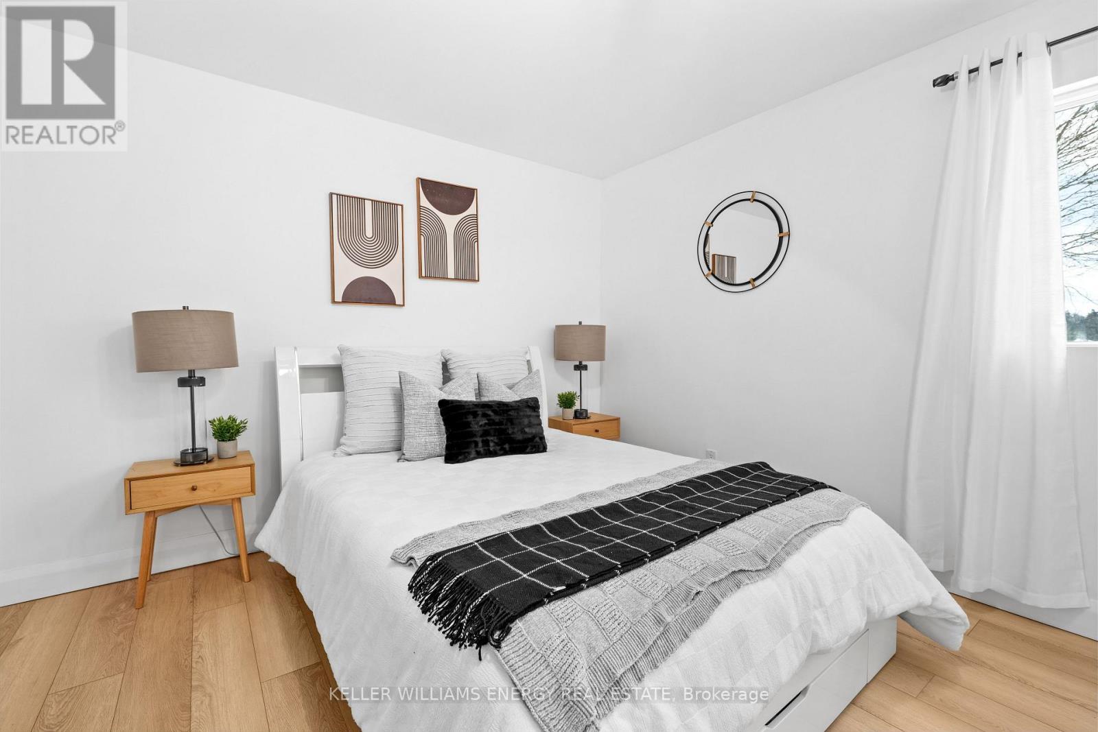 269 Hillside Drive, Trent Hills, ON - Indoor Photo Showing Bedroom