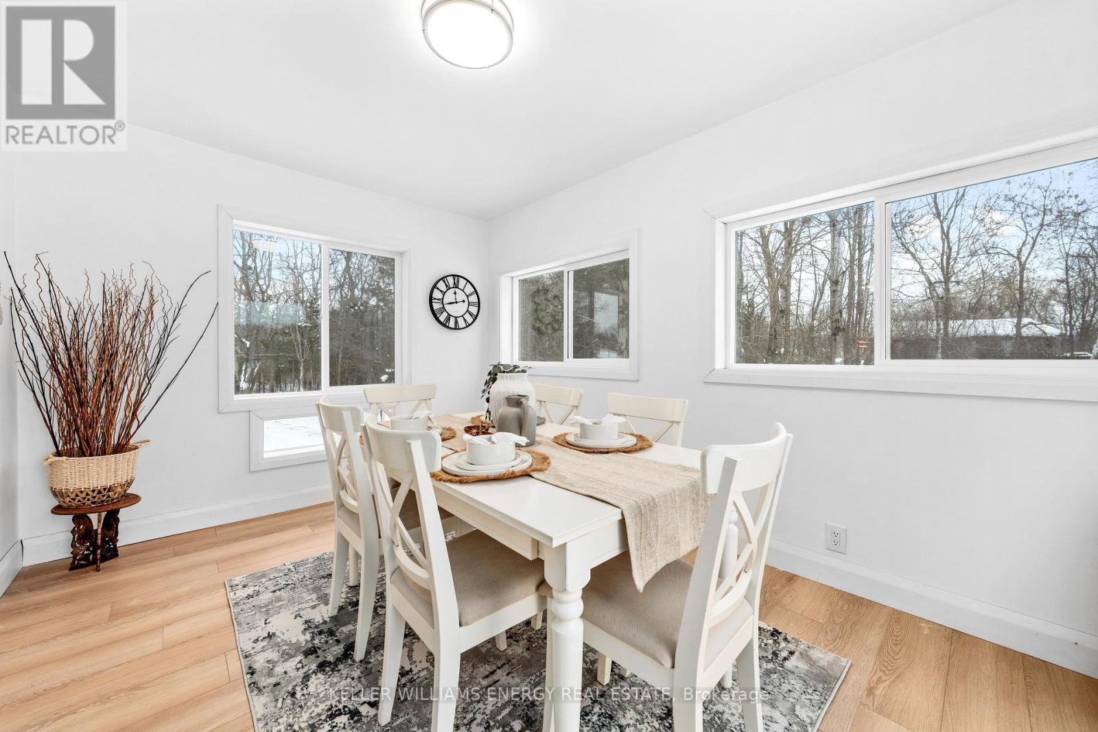 269 Hillside Drive, Trent Hills, ON - Indoor Photo Showing Dining Room