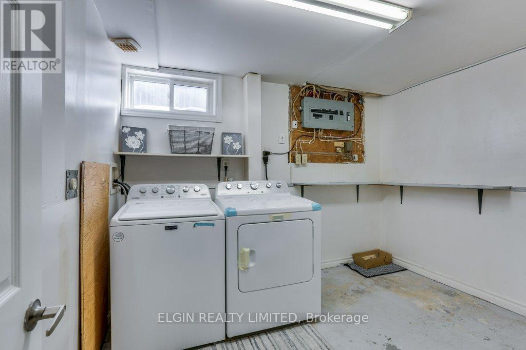 5 Sauve Avenue, St. Thomas, ON - Indoor Photo Showing Laundry Room