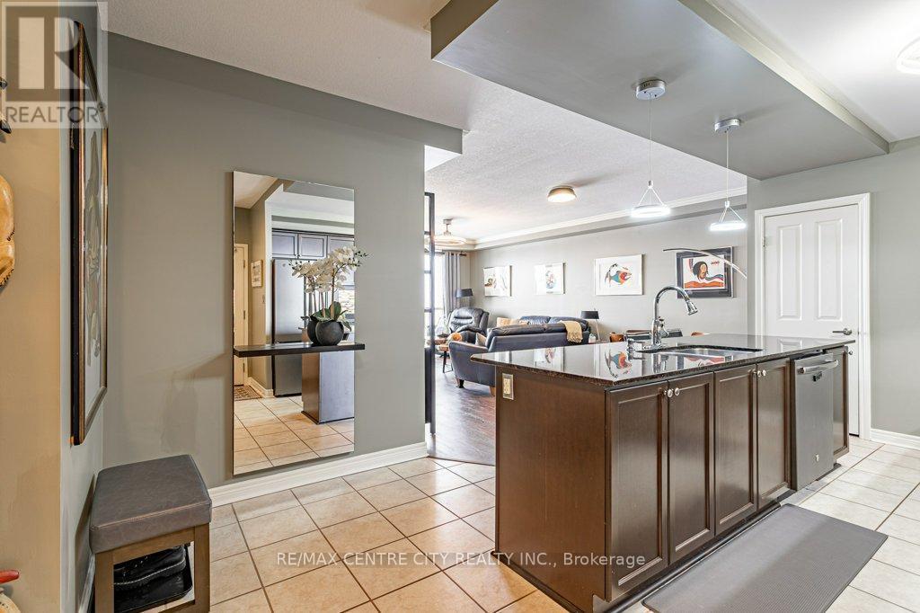 709 - 1030 Coronation Drive, London North (North I), ON - Indoor