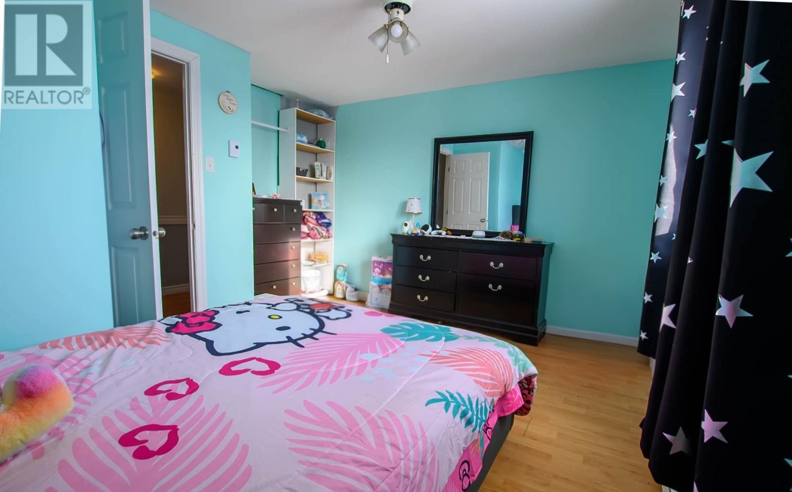 301 Tamarack Drive, Labrador City, NL - Indoor Photo Showing Bedroom
