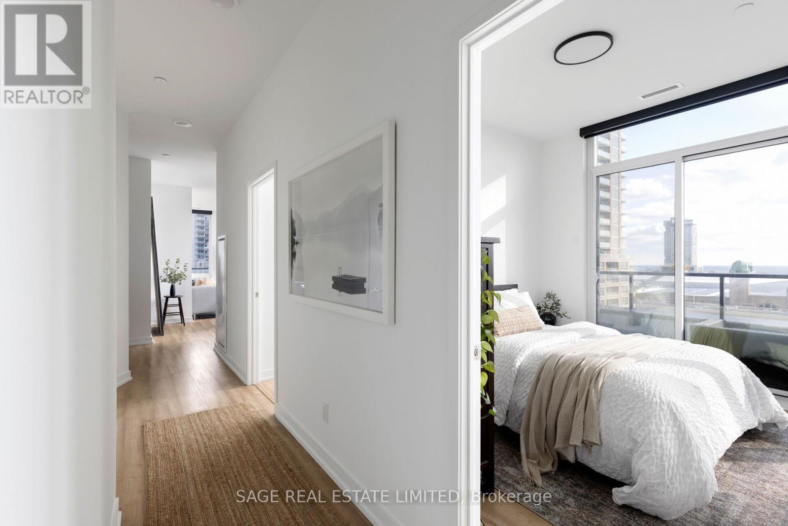 715 - 135 East Liberty Street, Toronto, ON - Indoor