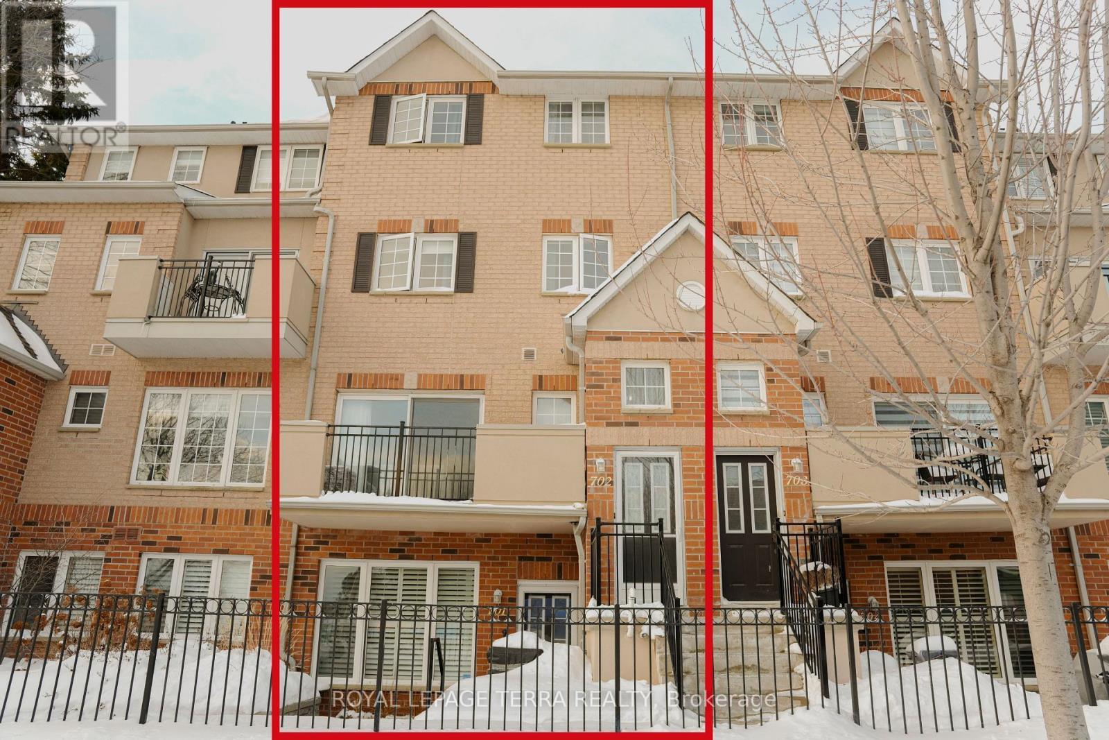 702 - 1400 The Esplanade N, Pickering, ON - Outdoor With Balcony