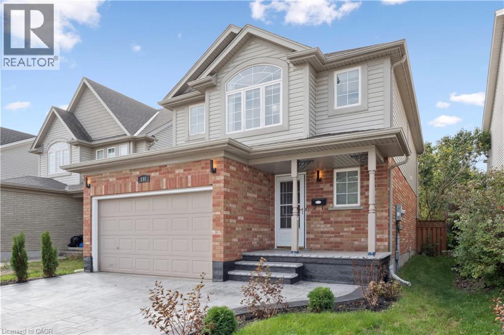 140 Veronica Drive, Kitchener, ON - Outdoor