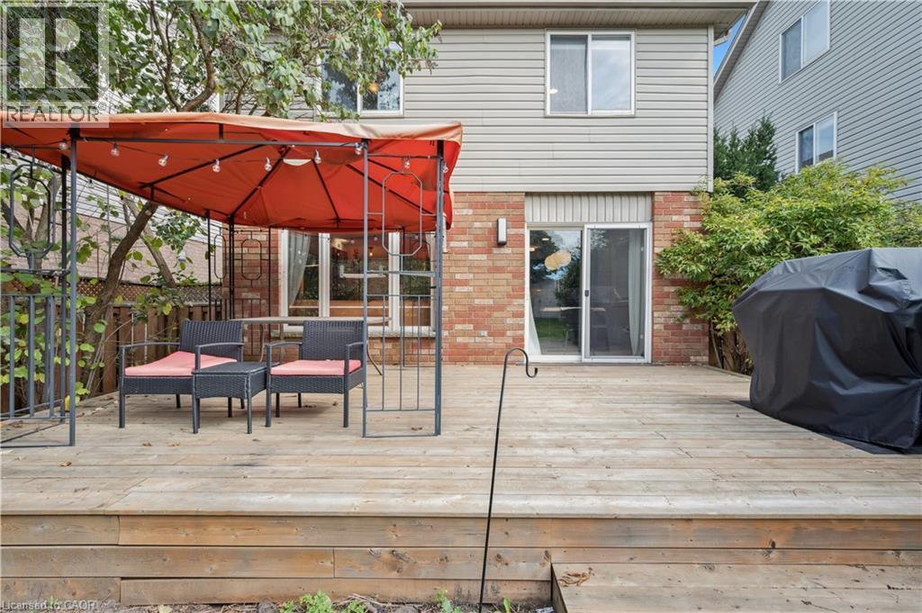 140 Veronica Drive, Kitchener, ON - Outdoor With Deck Patio Veranda With Exterior