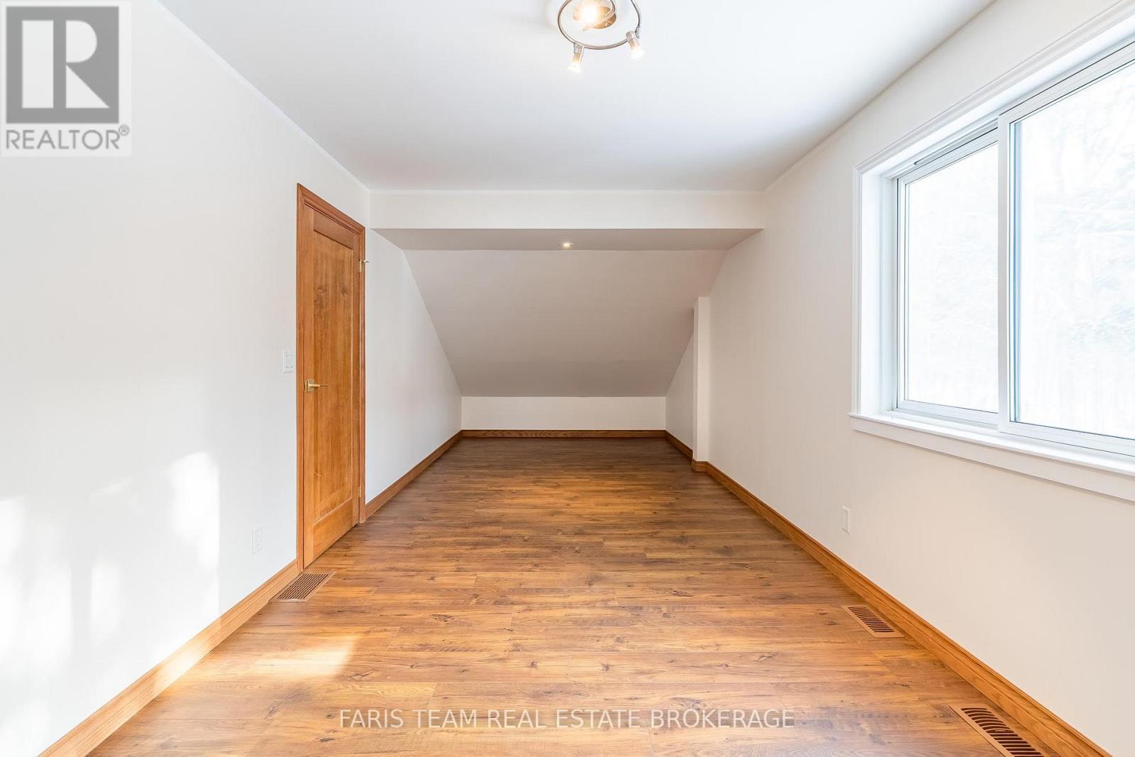 2384 Champlain Road, Tiny, ON - Indoor Photo Showing Other Room