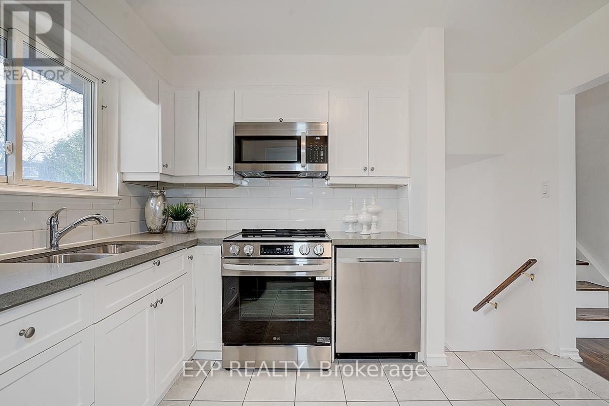 11 Tullamore Road, Brampton, ON - Indoor Photo Showing Kitchen With Double Sink