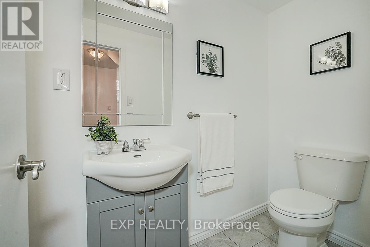 11 Tullamore Road, Brampton, ON - Indoor Photo Showing Bathroom