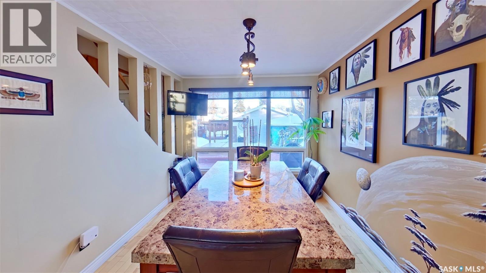 45 Ingersoll Crescent, Regina, SK - Indoor Photo Showing Dining Room
