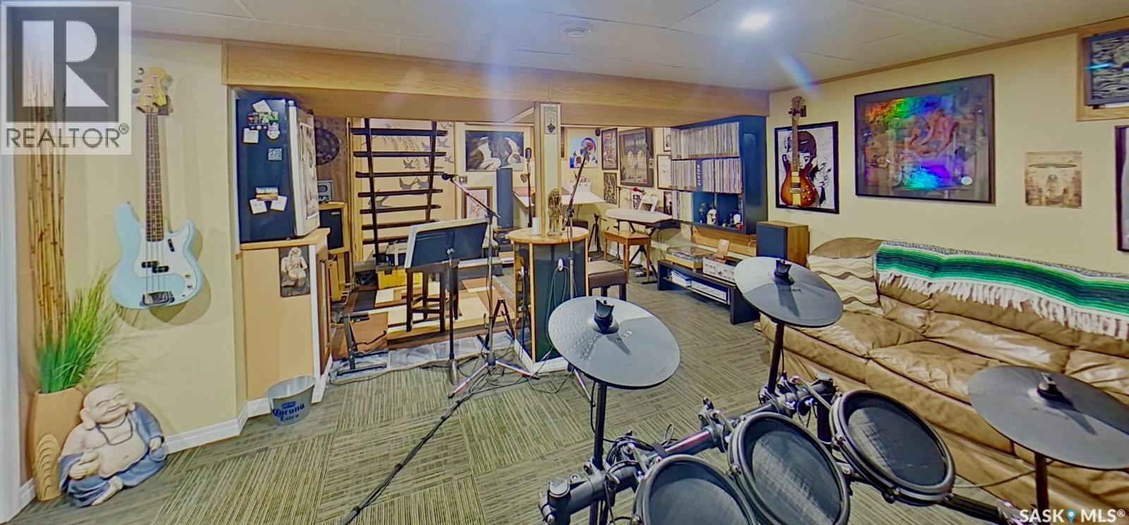 45 Ingersoll Crescent, Regina, SK - Indoor