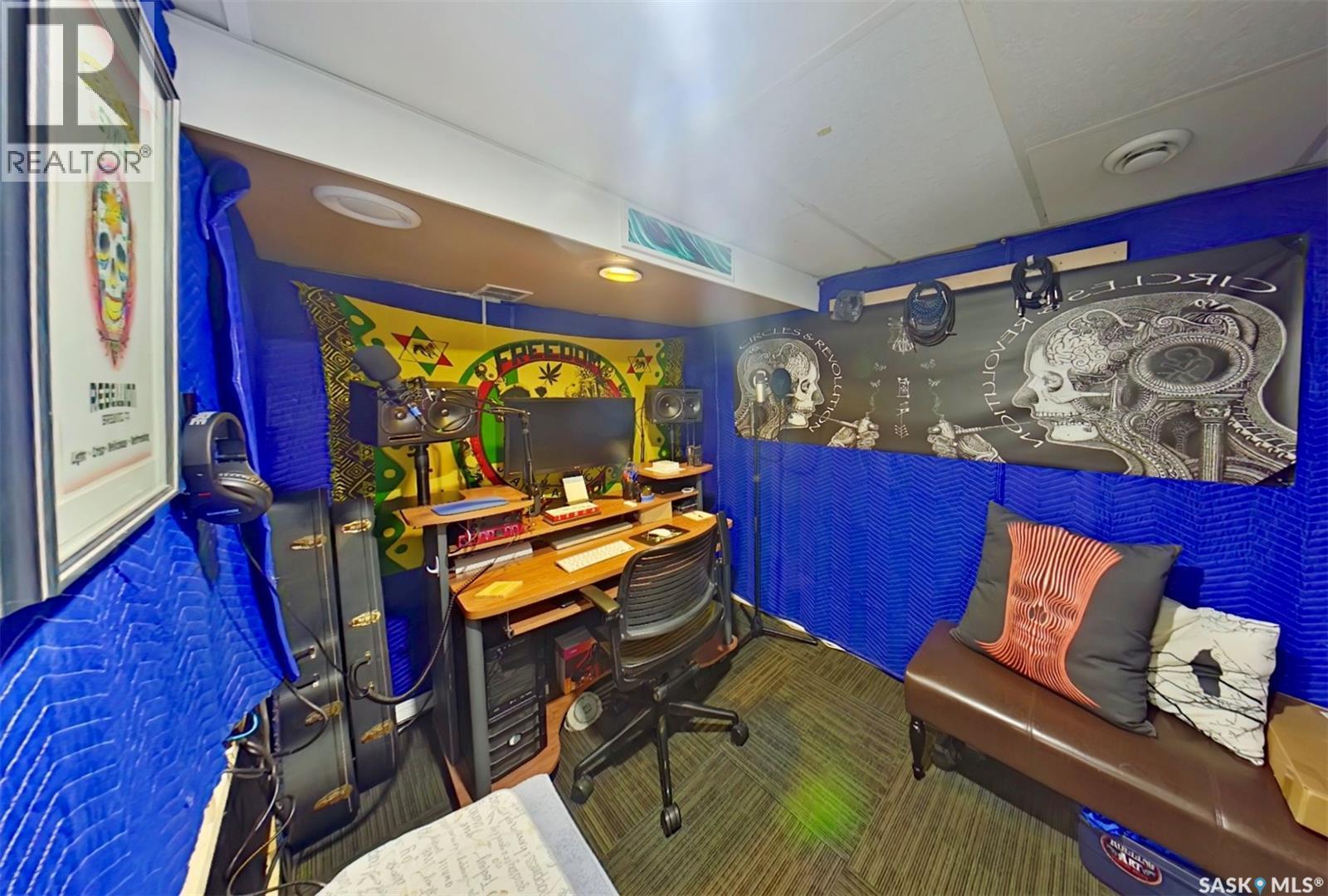 45 Ingersoll Crescent, Regina, SK - Indoor