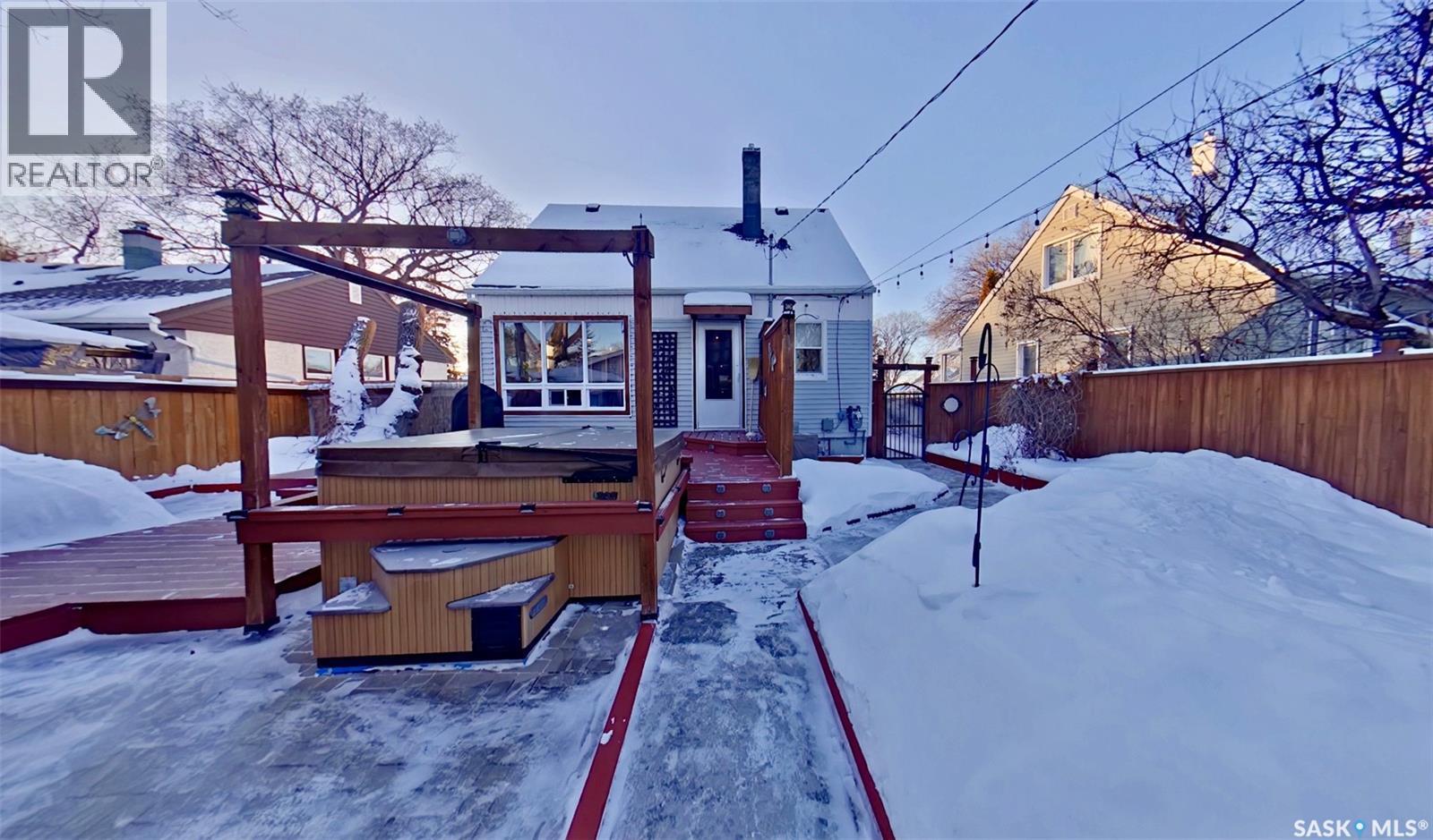 45 Ingersoll Crescent, Regina, SK - Outdoor With Deck Patio Veranda