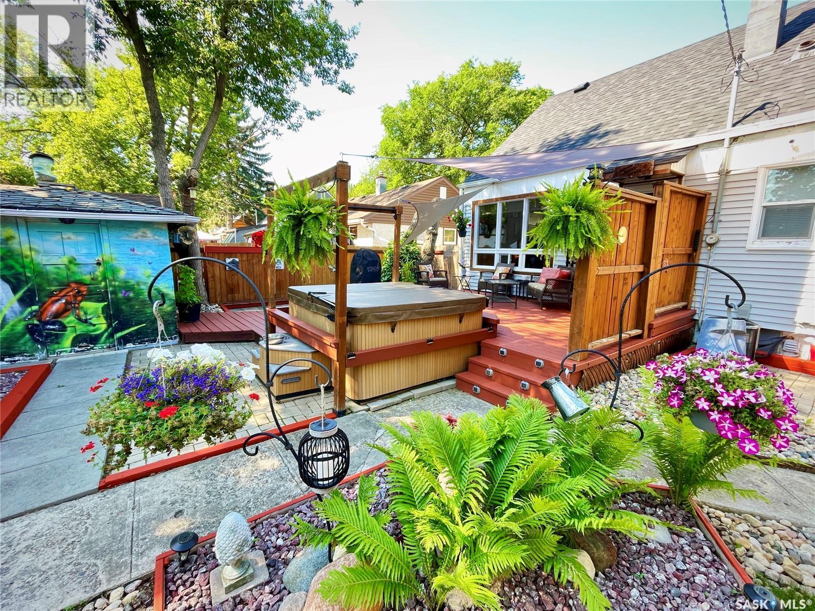 45 Ingersoll Crescent, Regina, SK - Outdoor With Deck Patio Veranda