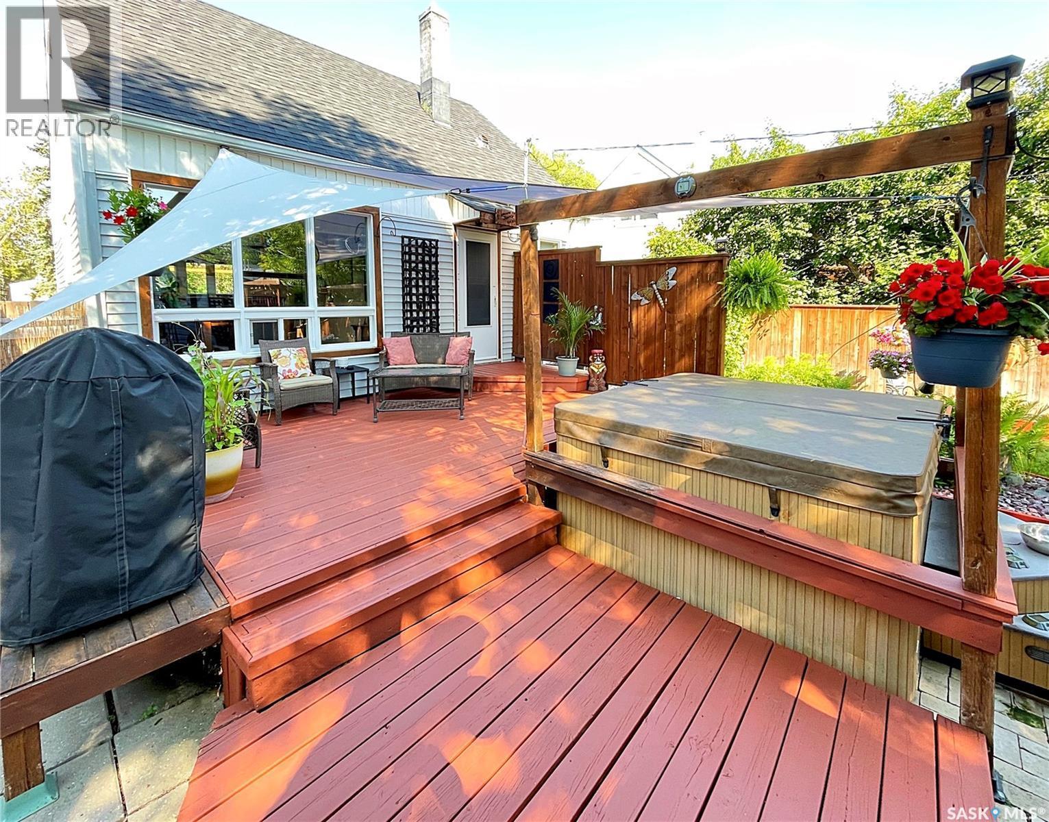 45 Ingersoll Crescent, Regina, SK - Outdoor With Deck Patio Veranda